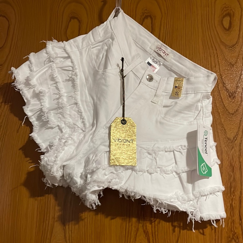 Vibrant Miu Layered Cut Fringe shorts High Waisted Fit